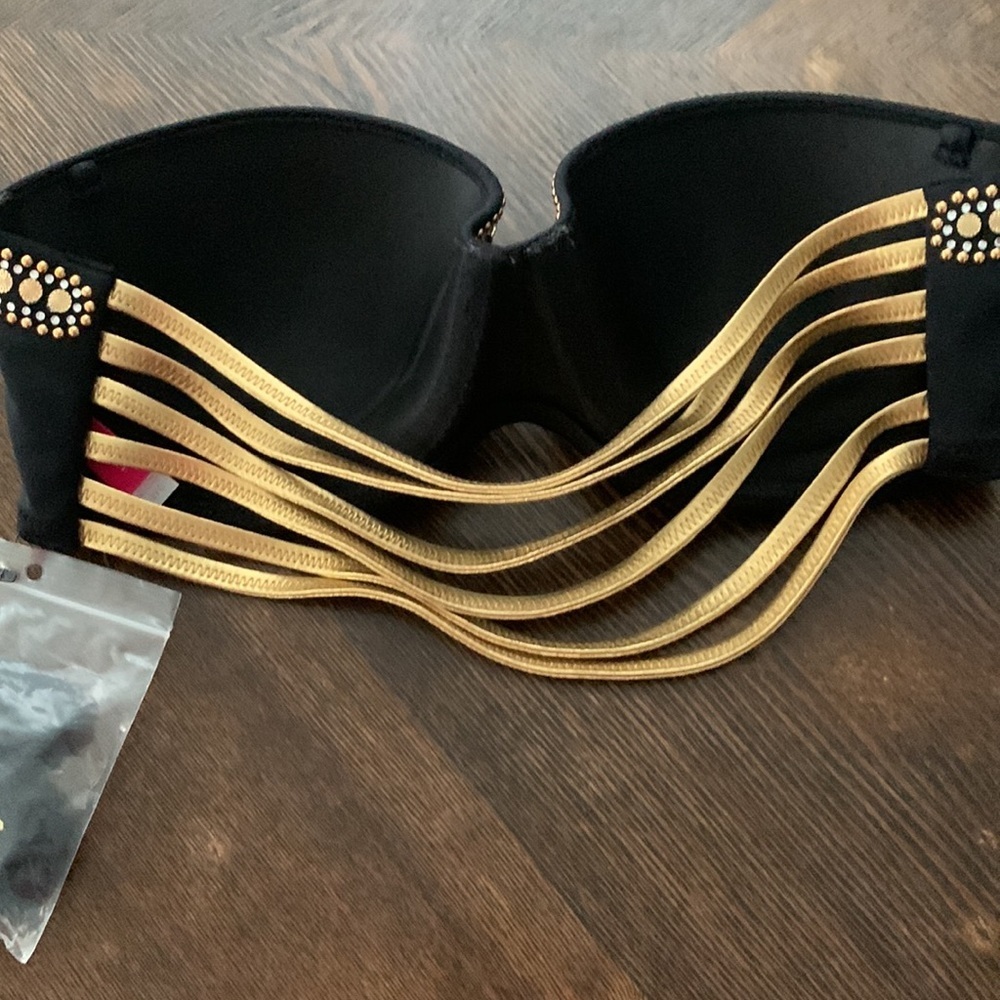 Victorias Secret Bikini top 32C black & metallic gold straps and studs NEW - Picture 4 of 5